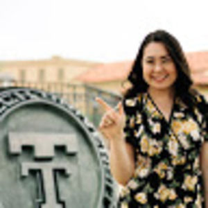 Meet your Posher, Katelyn